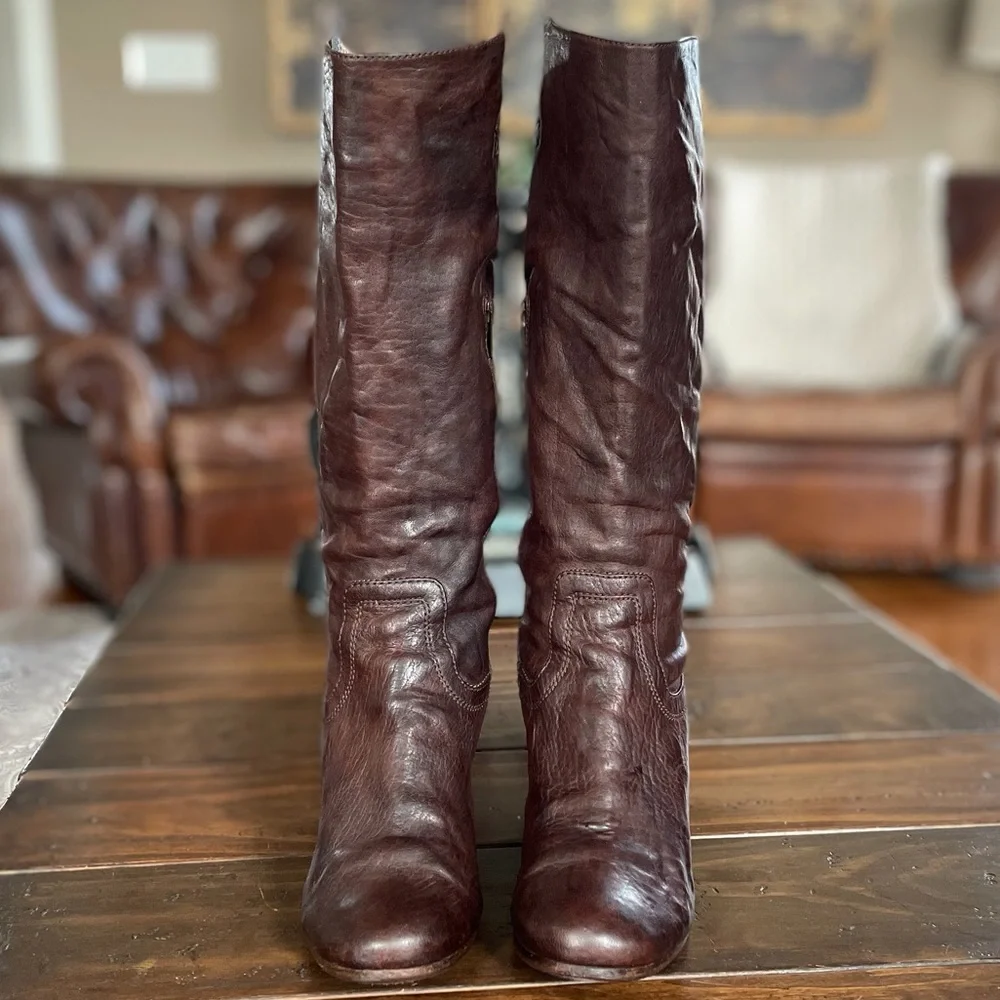 Frye Carson Mid Heel Tab Pull On Boots - Picture 4 of 7